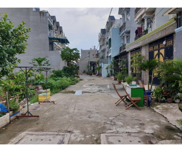 BÁN ĐẤT RẺ NHẤT KV, DT: 4 x 21M GẦN ĐH GTVT (TCH18) VÀ CVPM QUANG TRUNG P.TCH, Q12.