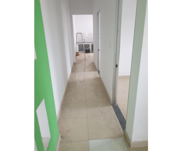 Nhà sổ hồng riêng, dt 4.5x20m, giá 880tr, gần UB xã Mỹ Hạnh Nam LH 0938 765 845