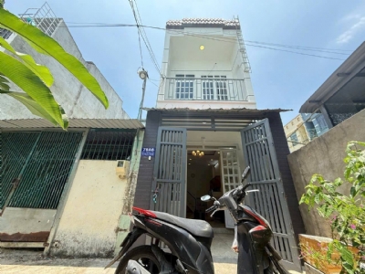 bán nhà thạnh lộc quận 12 nở hậu 3 tỷ 330 