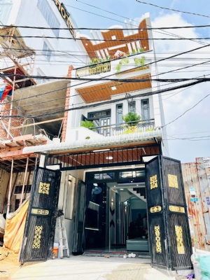 Nhà 1 trệt 2 lầu sàn BTCT, hẻm 8m, nhà 1/ hẻm 567 đường Nguyễn Ảnh Thủ, phường Hiệp Thành, Quận 12 