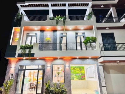 Nhà ngay chợ đường Q12 giá 4 tỷ 850 