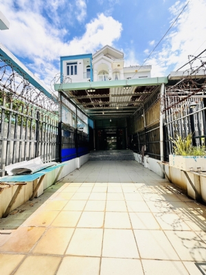 Nhà ngay mặt sông TL37, Q12 giá 5ty500tr 