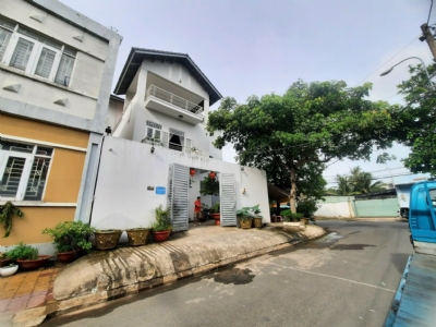 Biệt thự Nam Long, Thạnh Xuân Q12, 2 mặt tiền bán gấp. Lh 0903777639 