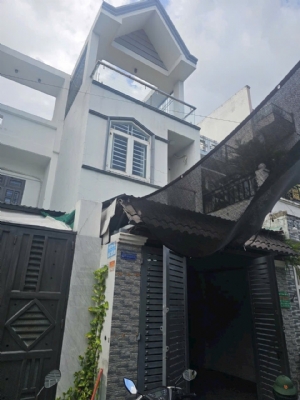 NHÀ TL13 NGAY CHỢ CẦU ĐỒNG NGÃ TƯ GA Q12 